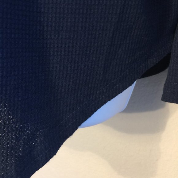 Moueey Navy Blue NWT drop shoulder thermal button top XL - Picture 6 of 12
